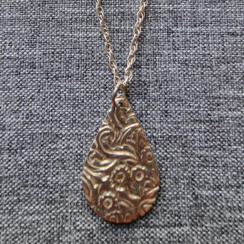 Teardrop Pendant on 18" chain 