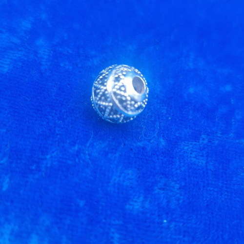 Charm Spacer black stones