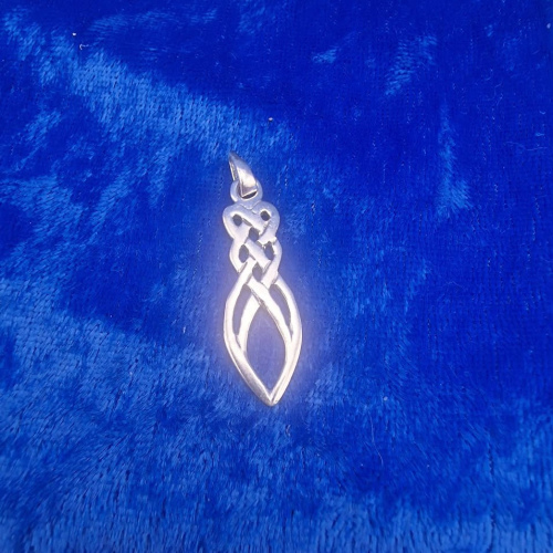 Pendant  Celtic knot