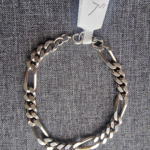 Figaro Bracelet 7" 
