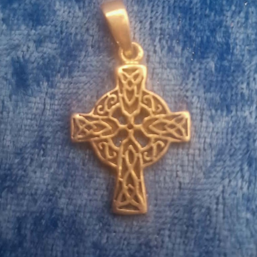 Cross Pendant 25