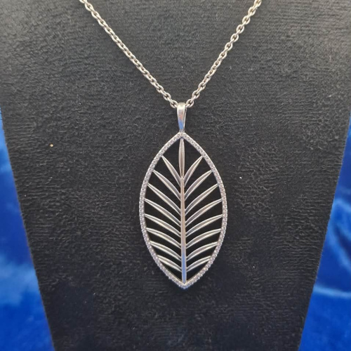 Necklace 34" cz Leaf